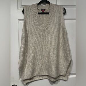 Vince Camuto Women's Beige V-Neck Sweater Vest